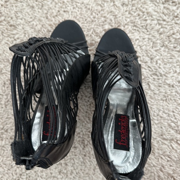 Black platform open toe&mainly open foot platform, ankle heels/ankle booties! - Picture 8 of 10